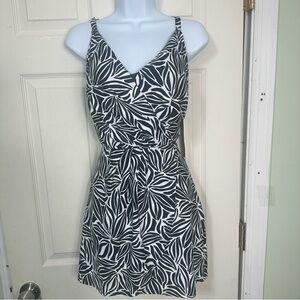 NWT Lands' End Ladies' Swim Dress Black‎ and White UPF 50+ XXL